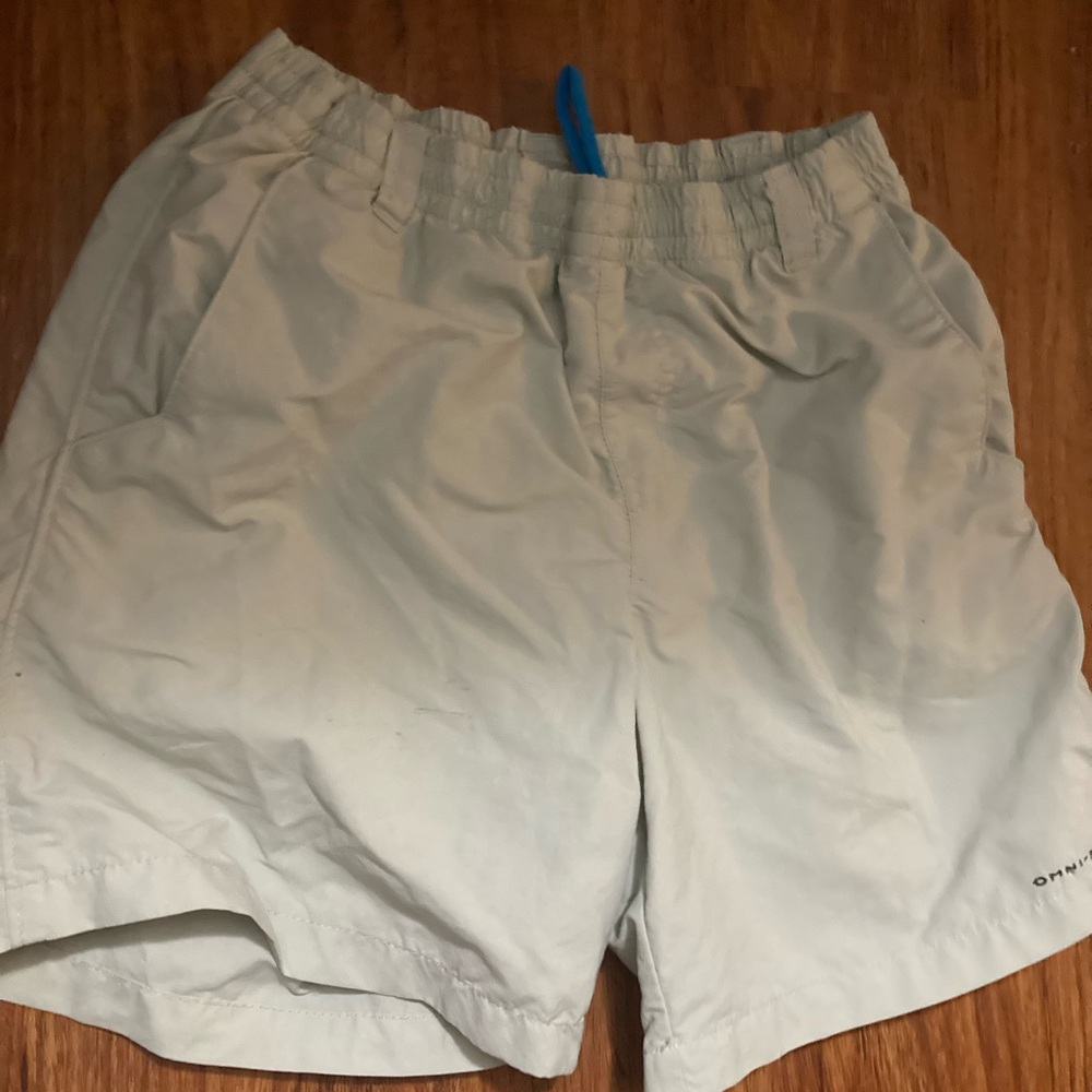 Columbia Cream Athletic Shorts with Elastic Waistband